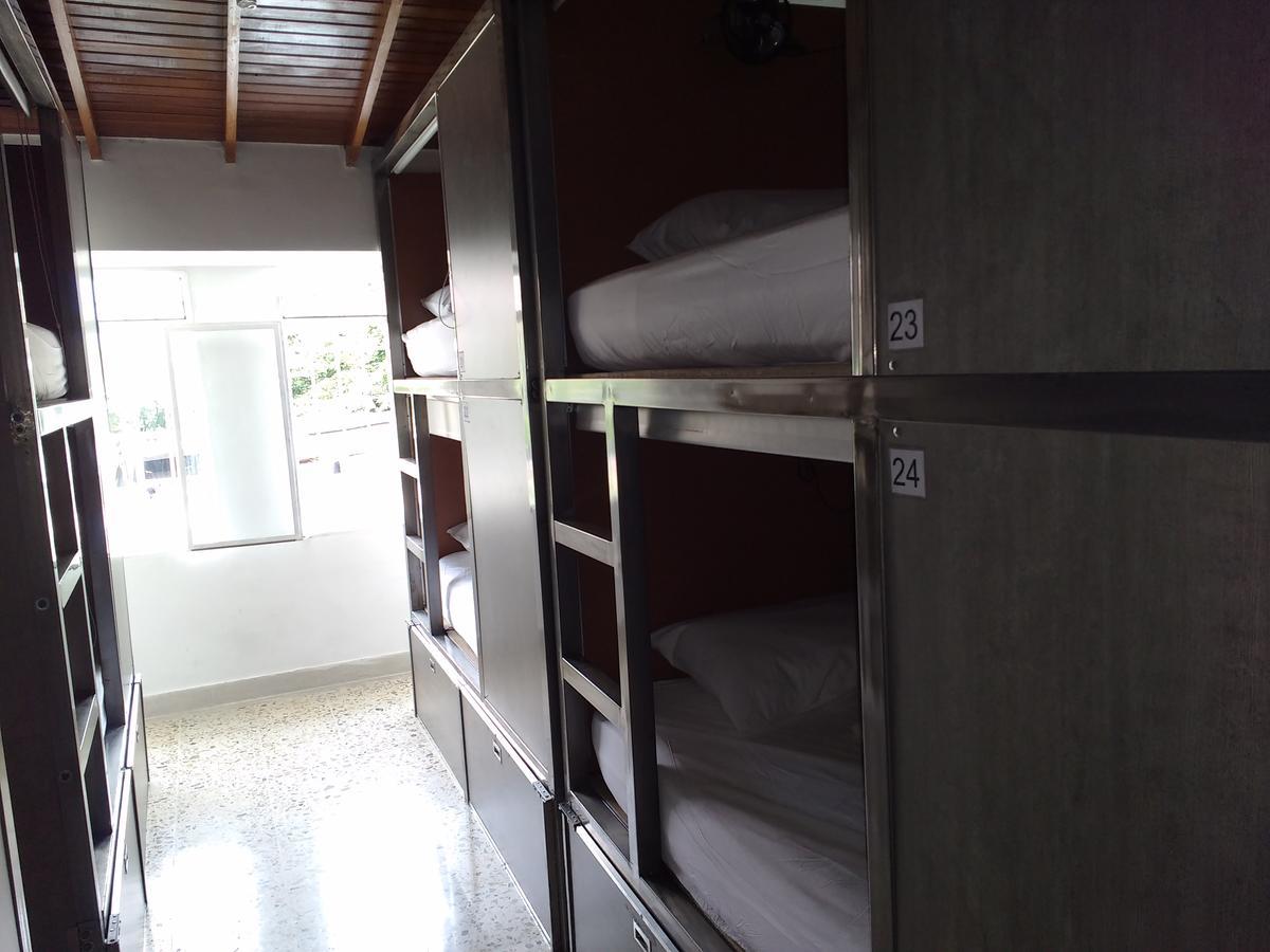 Hostels Colombia Медельин Номер фото