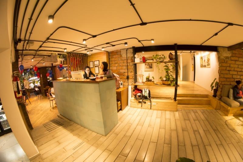 Hostels Colombia Медельин Экстерьер фото