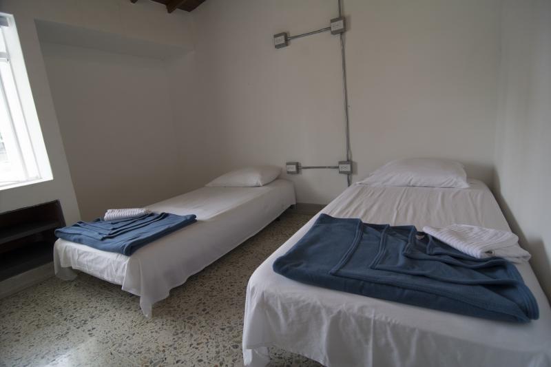 Hostels Colombia Медельин Экстерьер фото