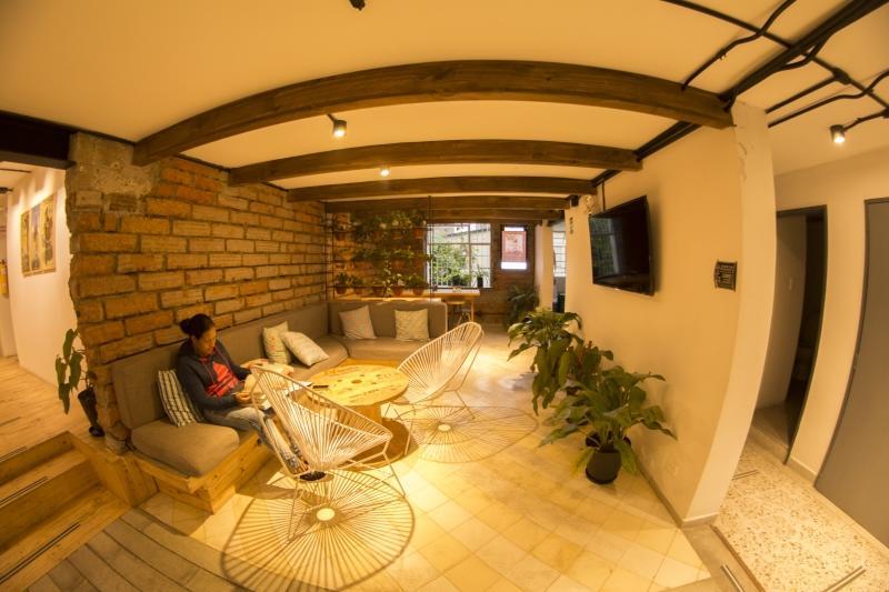 Hostels Colombia Медельин Экстерьер фото