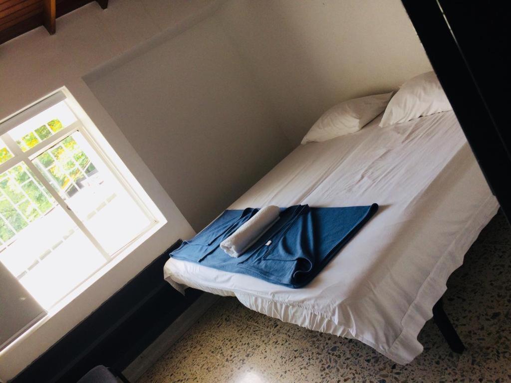 Hostels Colombia Медельин Экстерьер фото
